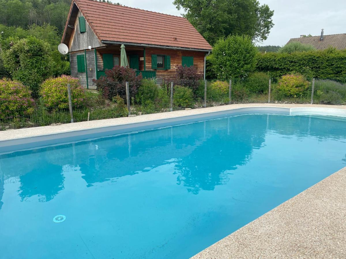 Chalet Des Planchettes Marigny (Jura)